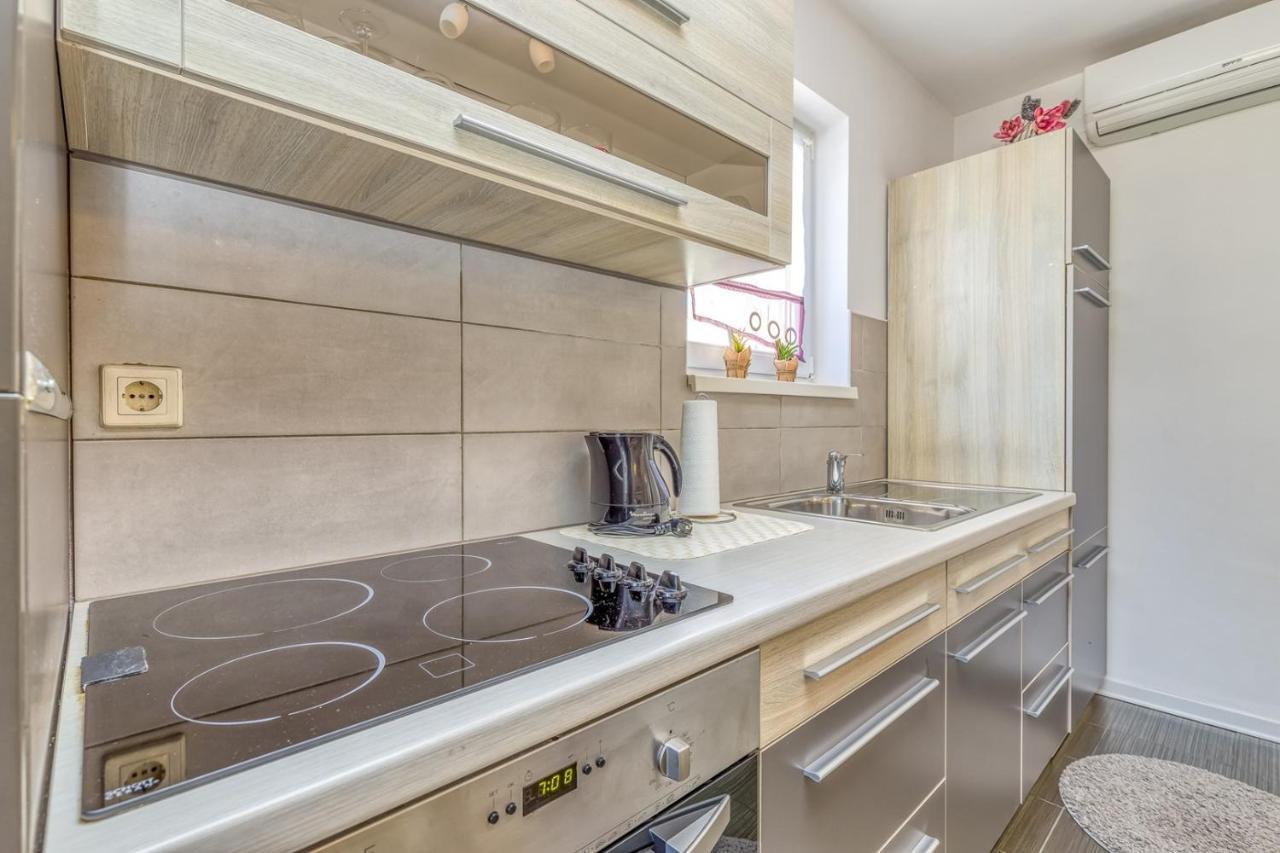Apartments Kardumovic Kukci Luaran gambar