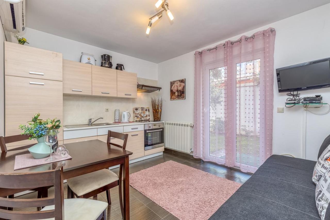 Apartments Kardumovic Kukci Luaran gambar