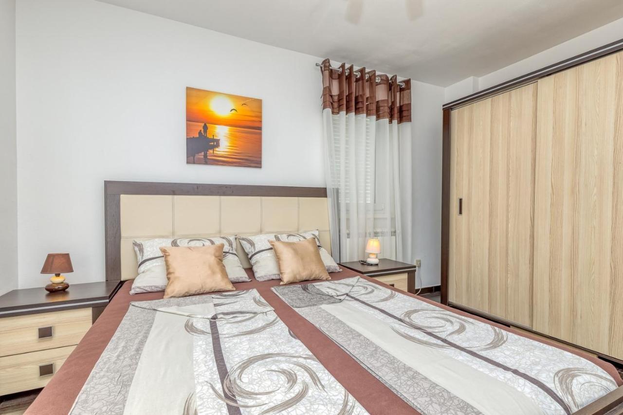 Apartments Kardumovic Kukci Luaran gambar
